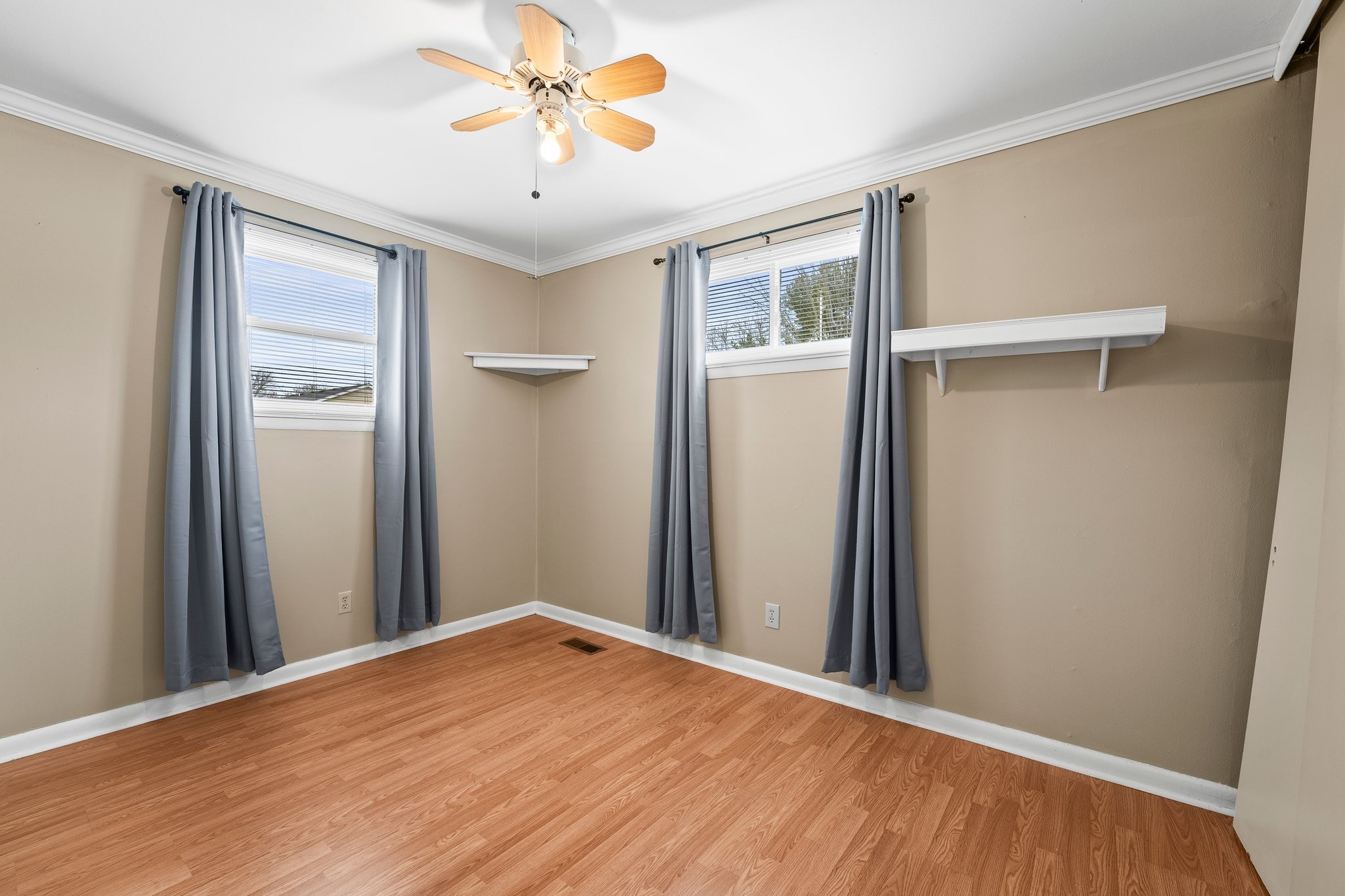 424 Oakwood Road Tullahoma, TN 37388 - Photo 30 of 38 Gallery Image 30
