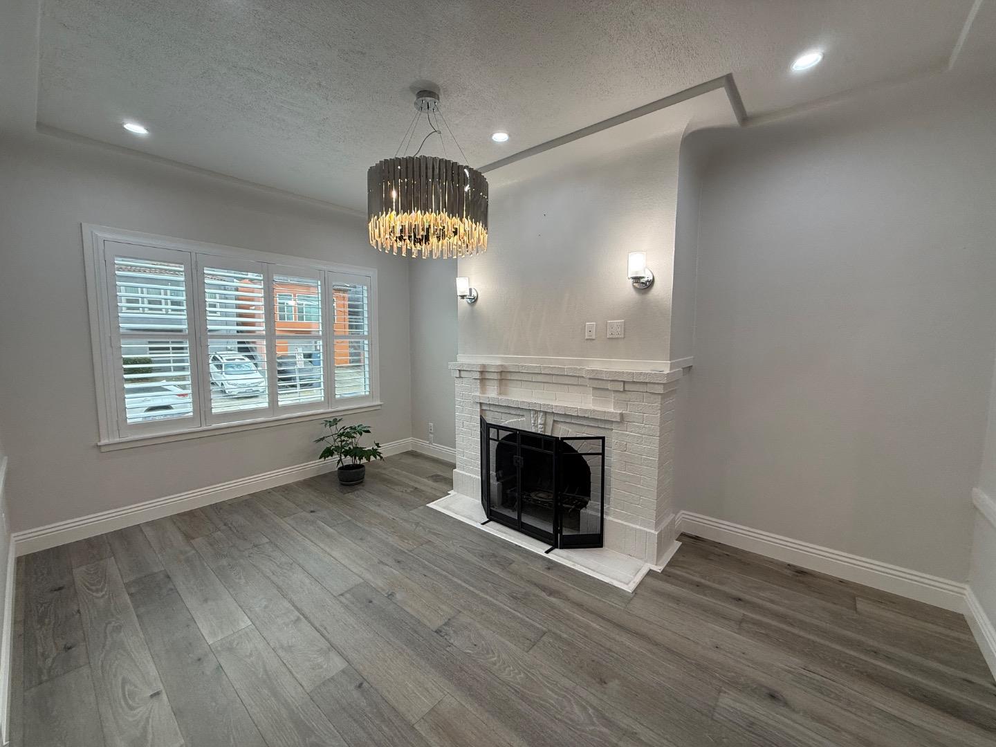 858 Brunswick Street Daly City, CA 94014 - Photo 2 of 9