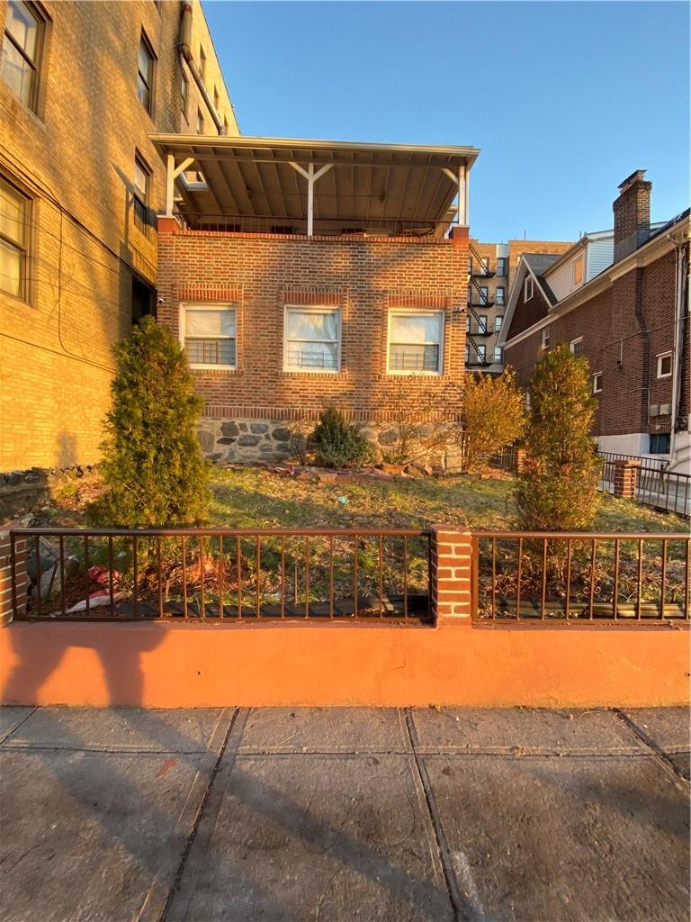 a view of a building