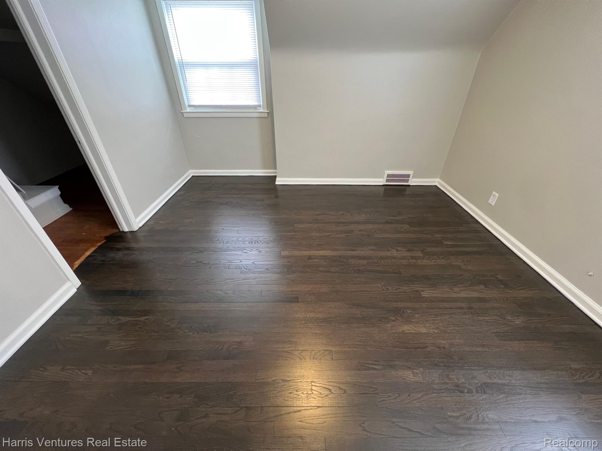 21730-34 Moross Road Grosse Pointe, MI 48236 - Photo 13 of 15 Bedroom #1