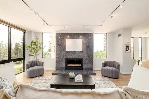 $865,000 | 1111 Race Street, Unit 4B, Denver, CO 80206