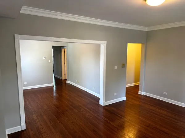 $1,645 | 2155 North Kenneth Avenue, Unit 2, Chicago, IL 60639