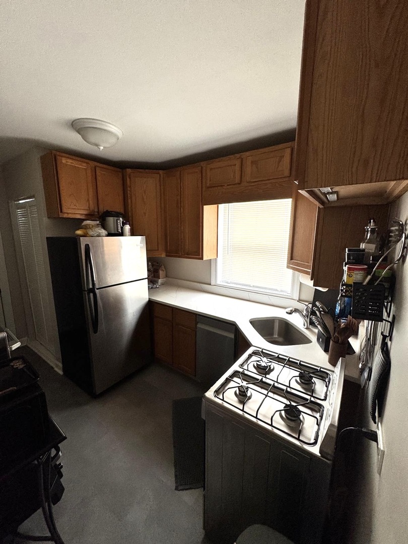 2155 North Kenneth Avenue, Unit 2 Chicago, IL 60639 - Photo 6 of 10