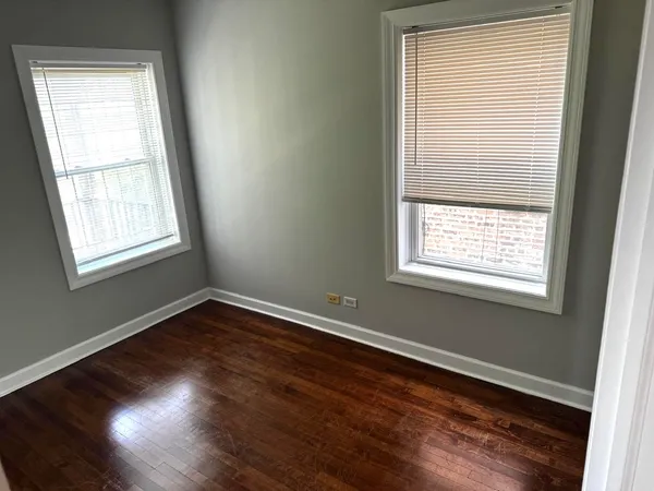 $1,645 | 2155 North Kenneth Avenue, Unit 2, Chicago, IL 60639