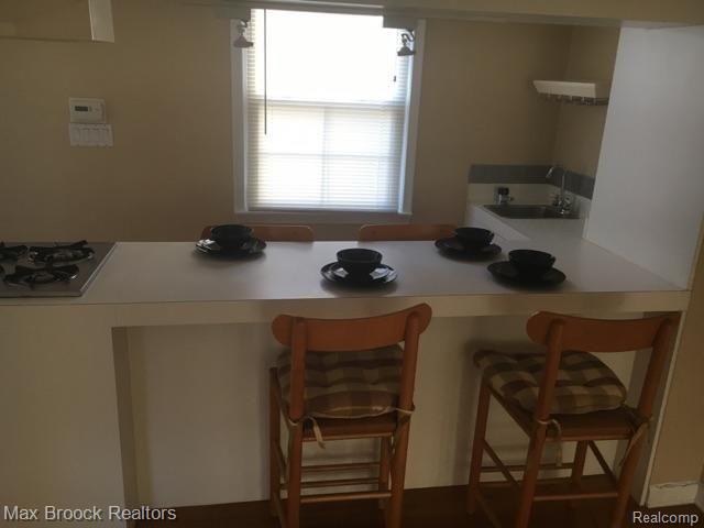 1756 Graefield Road Birmingham, MI 48009 - Photo 7 of 29