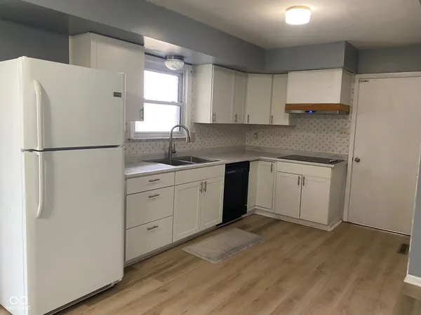 $329,900 | 8008 Cherington Drive, Indianapolis, IN 46227