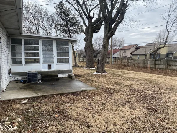 $329,900 | 8008 Cherington Drive, Indianapolis, IN 46227
