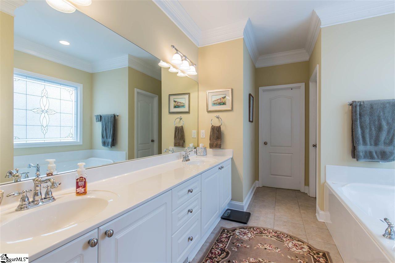 24 Spring Tree Drive Simpsonville, SC 29681 - Photo 12 of 36 Gallery Image 12