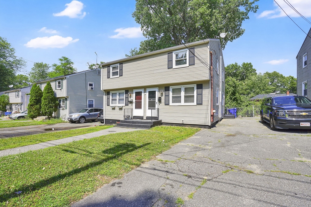 57-59 East Bay Path Terrace Springfield, MA 01109 - Photo 3 of 34