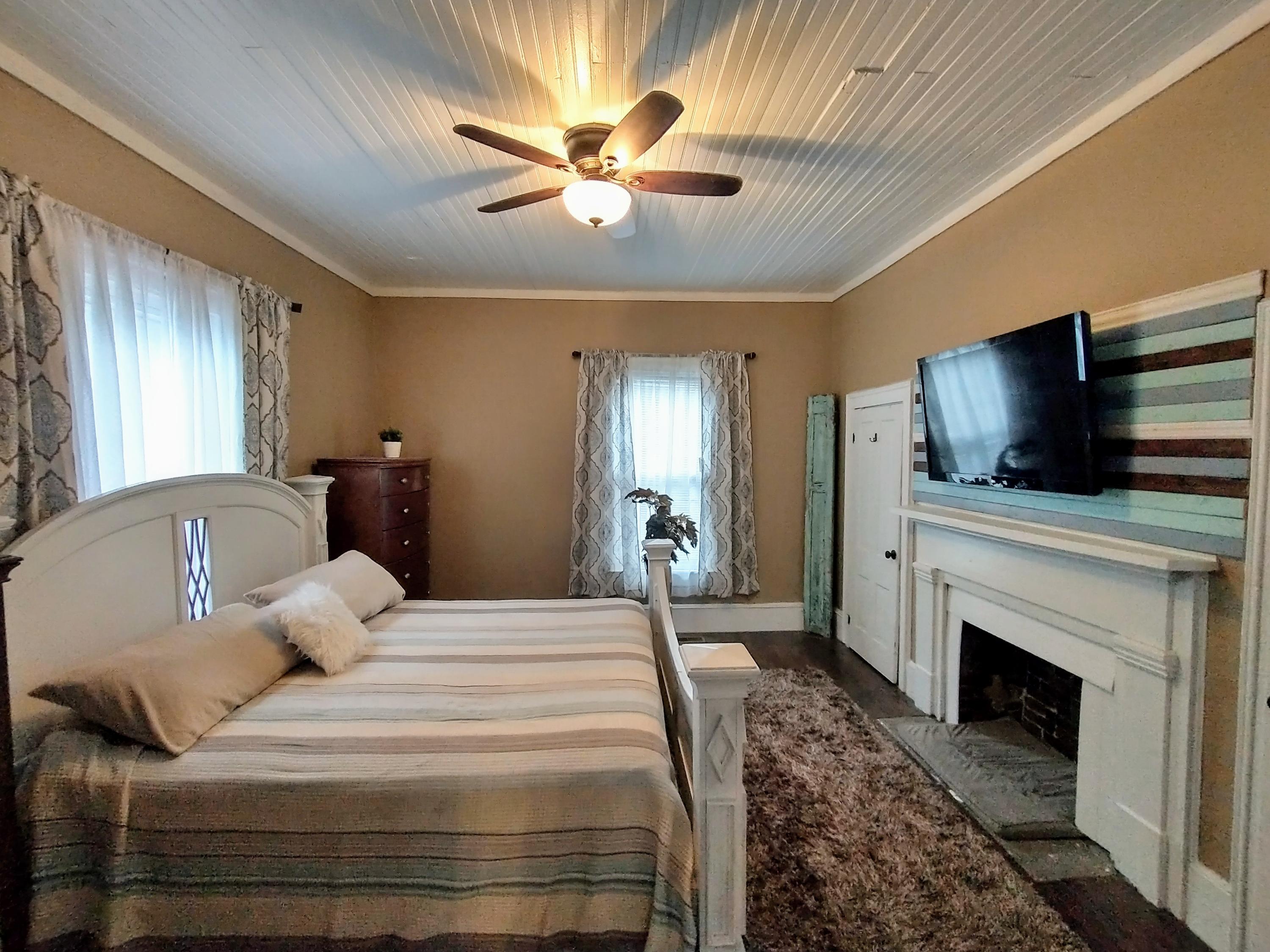 12432 Deerfield Road Savannah, GA 31419 - Photo 15 of 20 master bedroom