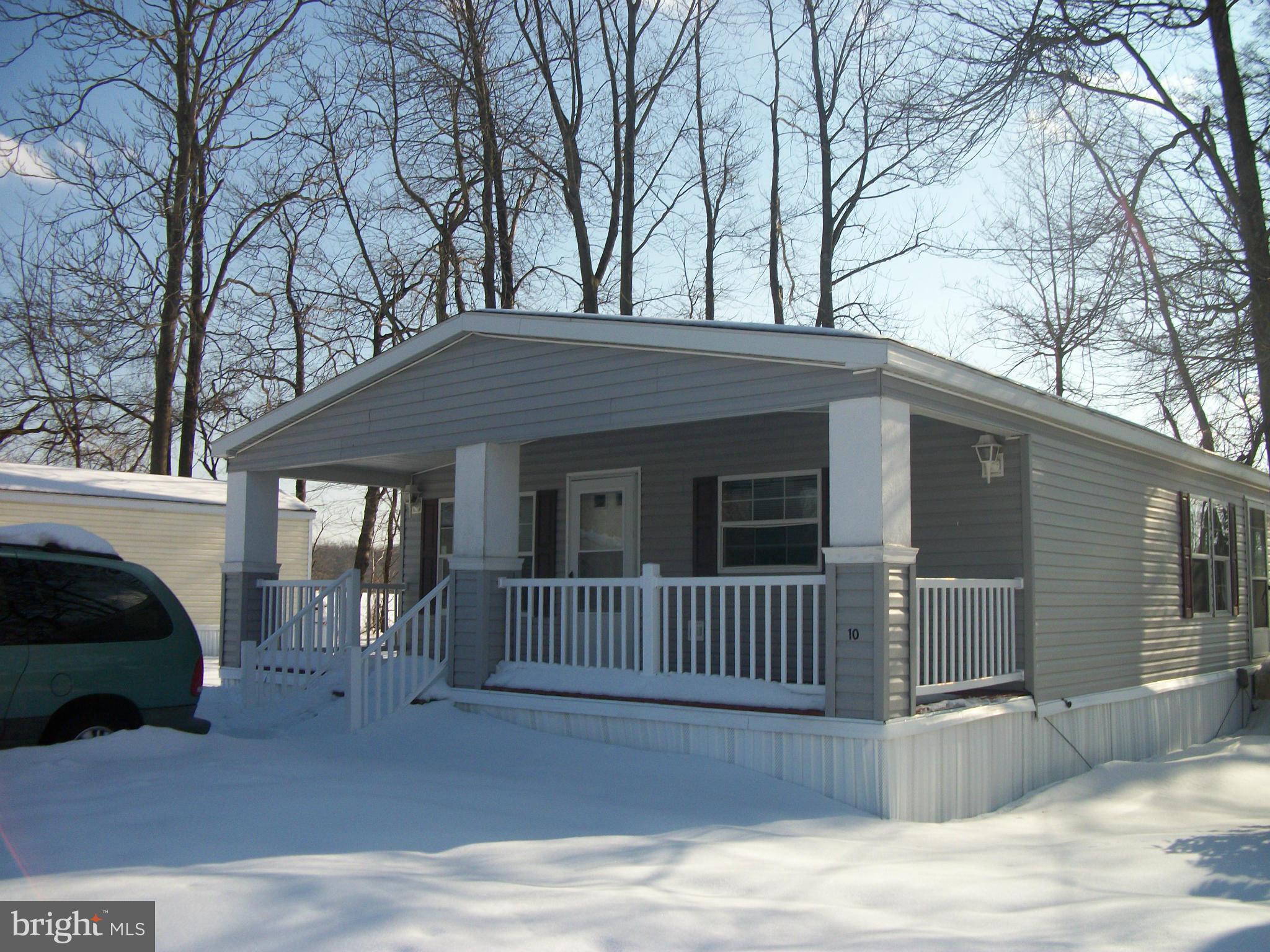 Exterior (Front)