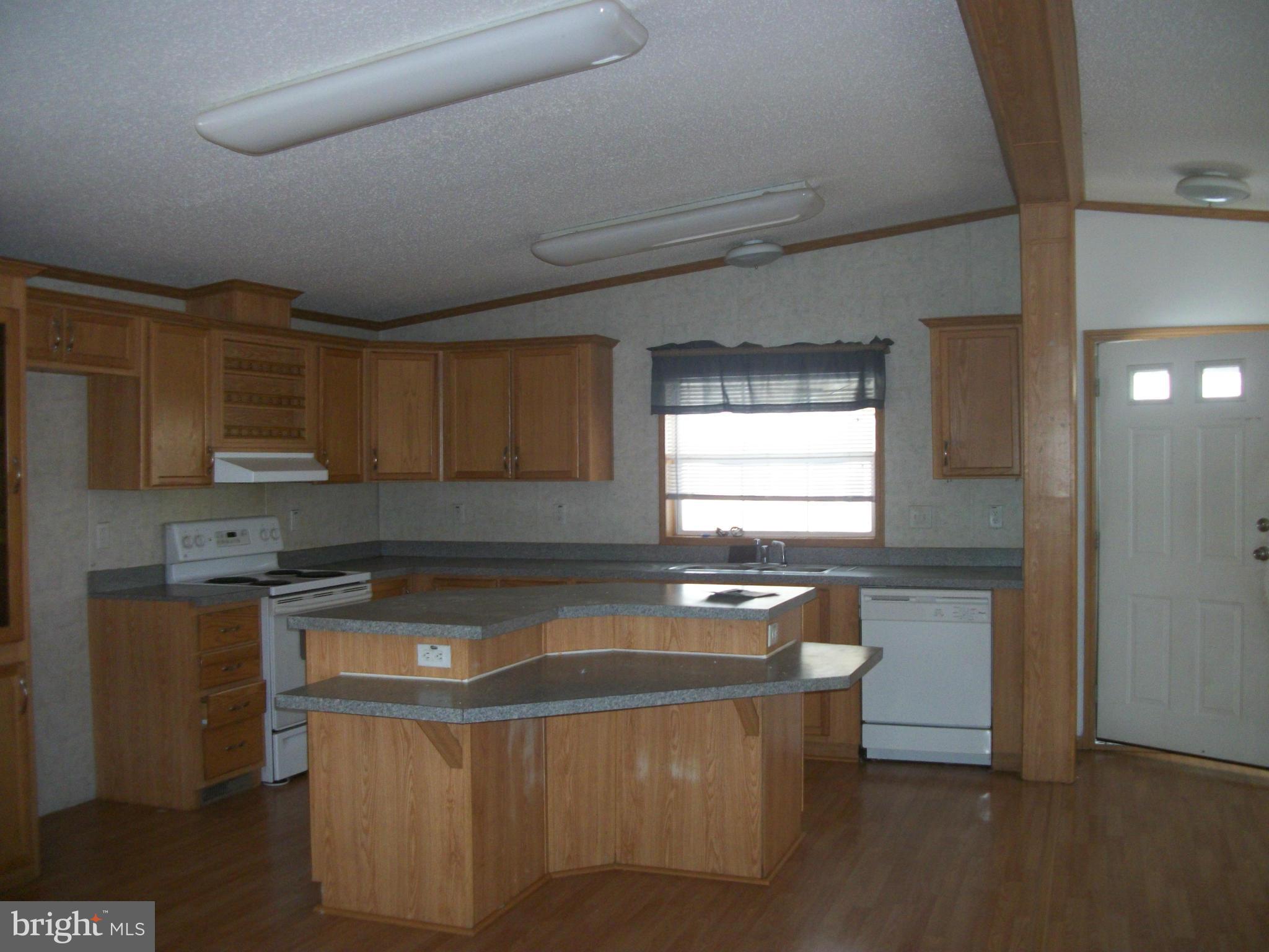10 Kenneth Drive Rising Sun, MD 21911 - Photo 5 of 11 Kitchen
