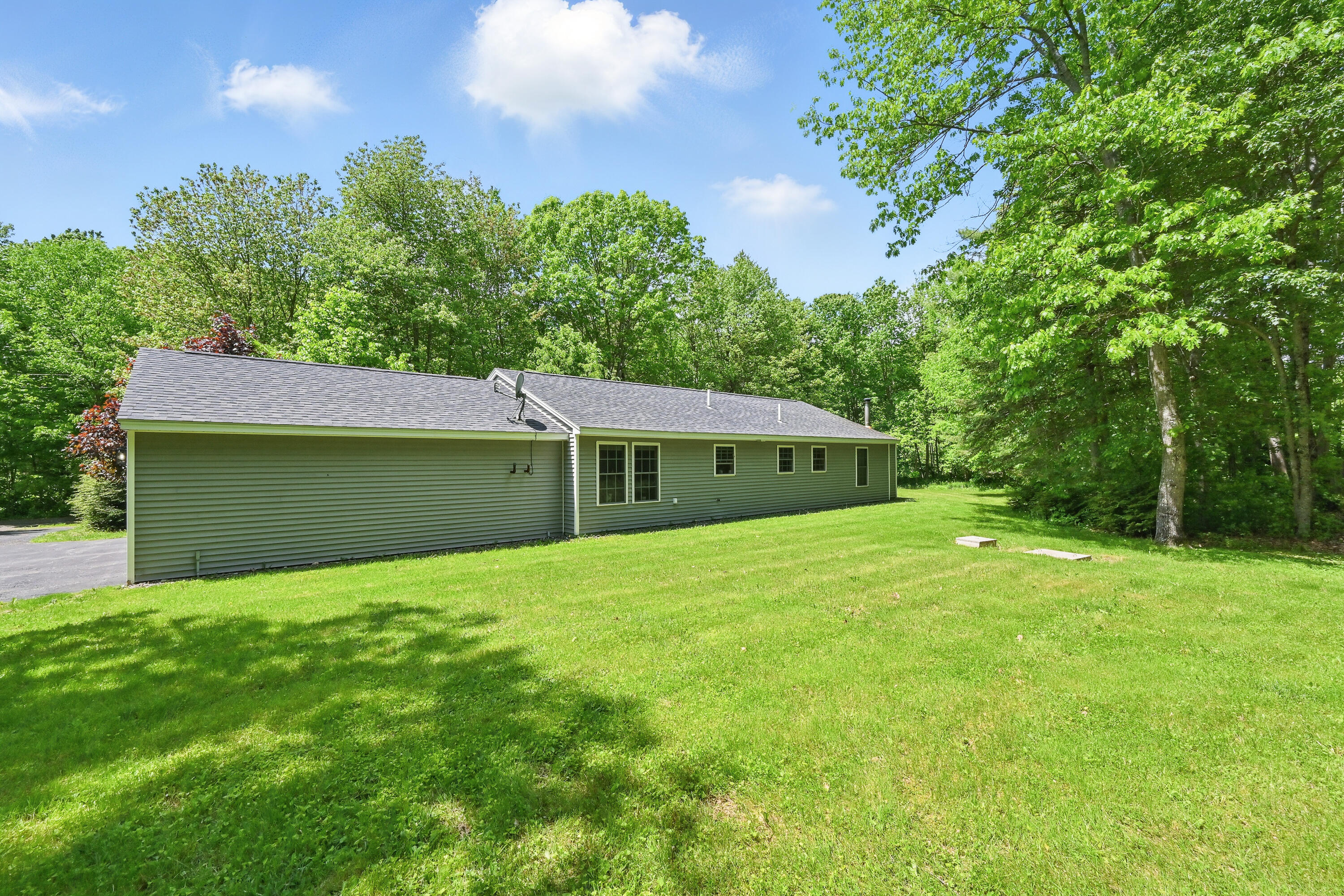 174 Dutton Road South China, ME 04358 - Photo 3 of 36 110001gr-108