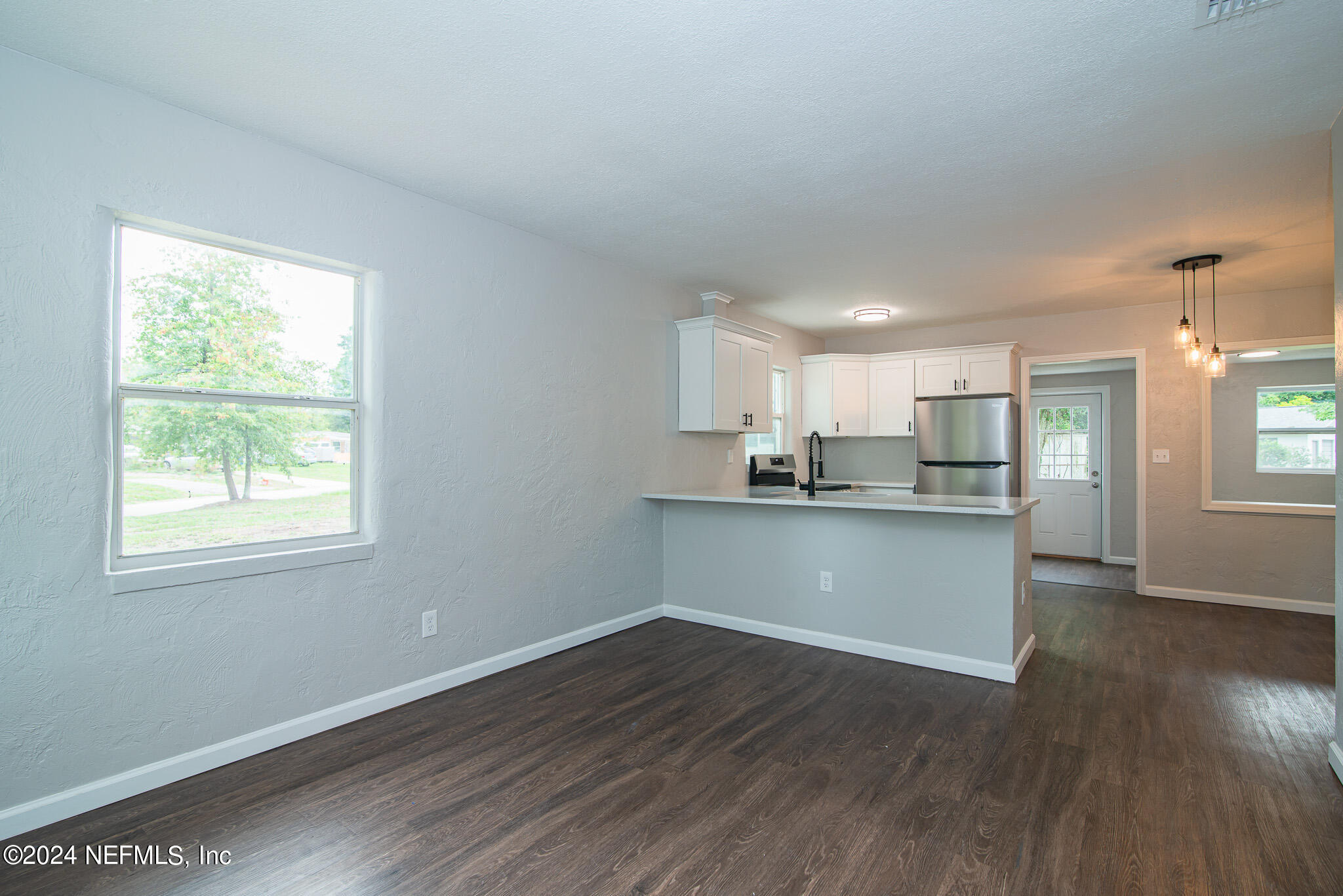1702 King Arthur Road Jacksonville, FL 32211 - Photo 7 of 24