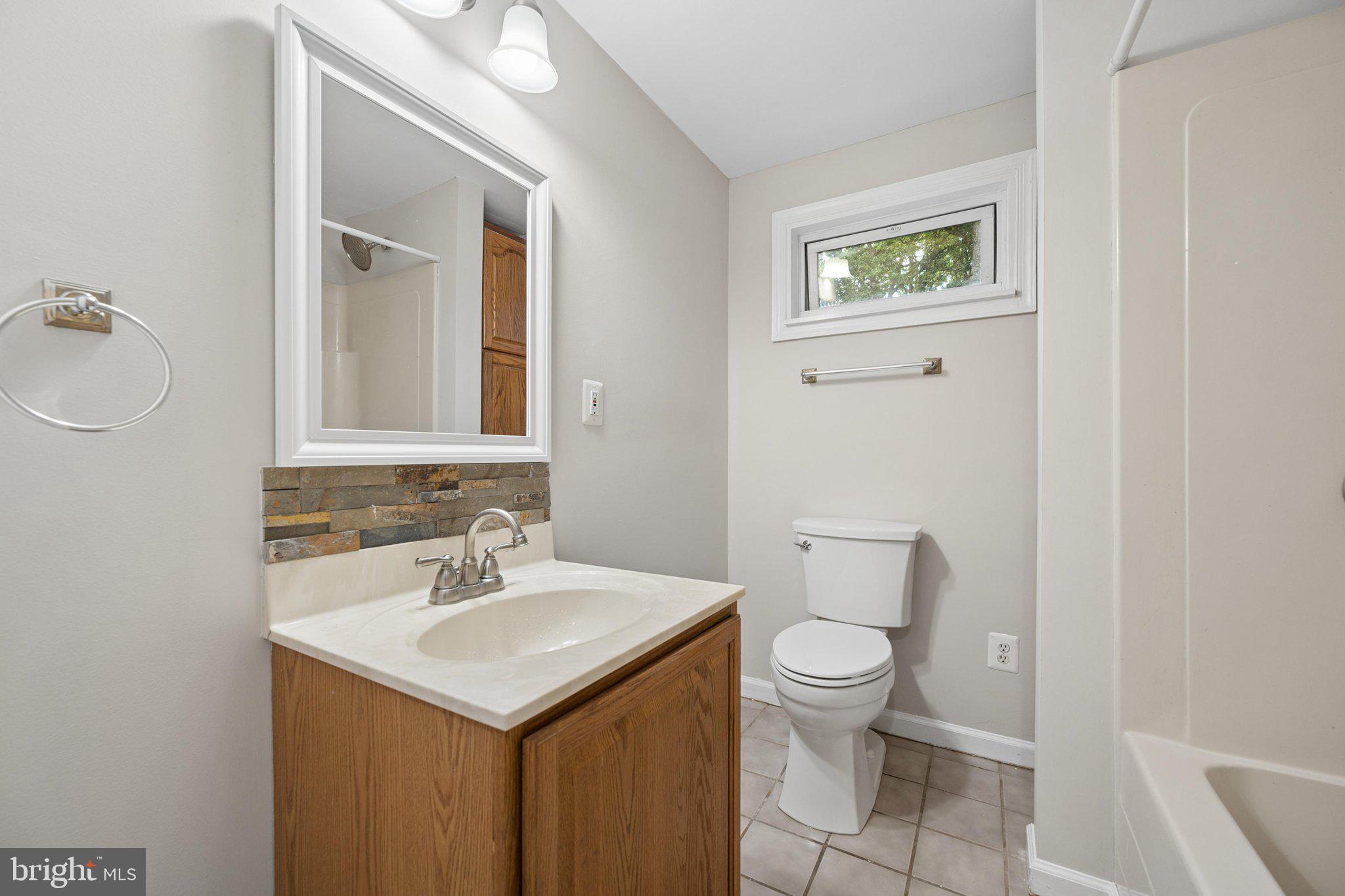 4840 Buffalo Road Mount Airy, MD 21771 - Photo 61 of 112 Bathroom - LL