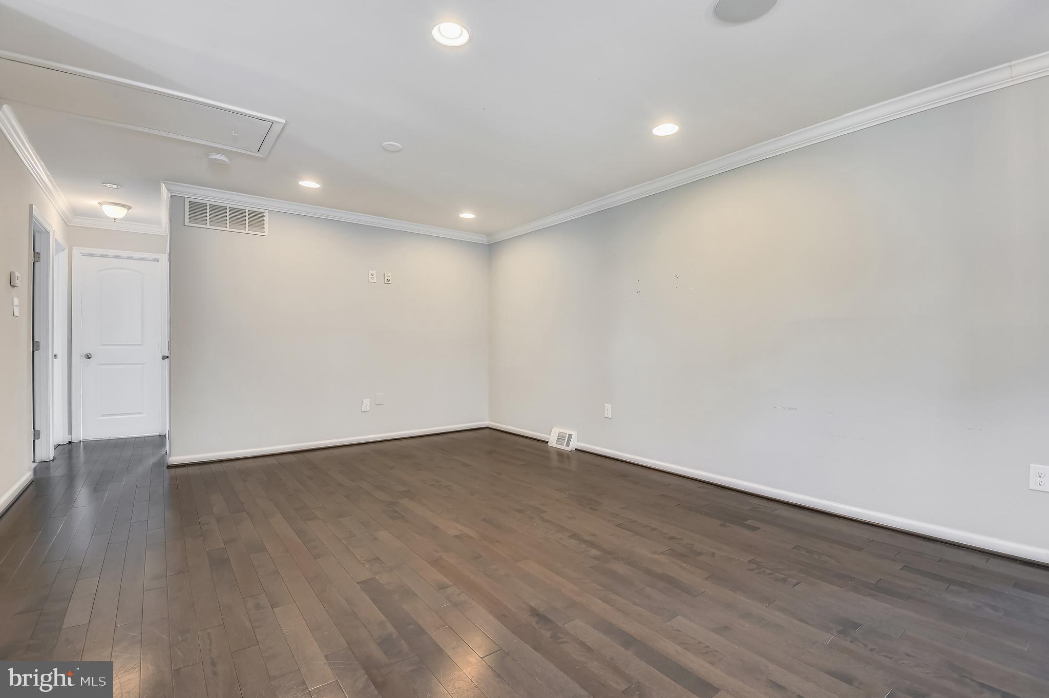 220 Highfalcon Road Reisterstown, MD 21136 - Photo 15 of 36
