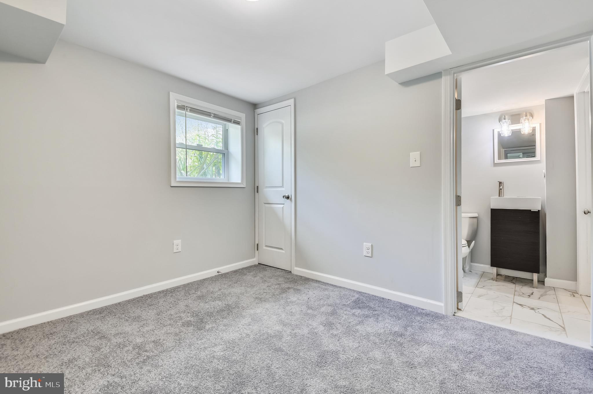 220 Highfalcon Road Reisterstown, MD 21136 - Photo 6 of 36