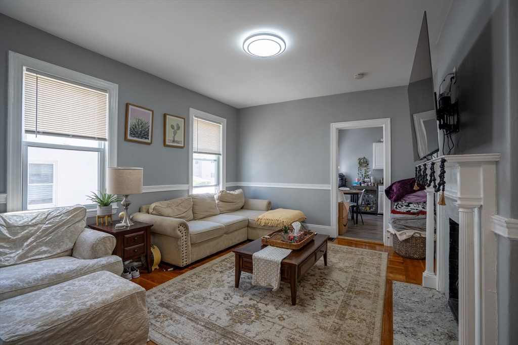 40 Newcastle Road, Unit 1 Boston, MA 02135 - Photo 4 of 32