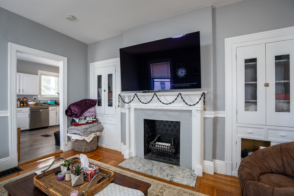 40 Newcastle Road, Unit 1 Boston, MA 02135 - Photo 5 of 32