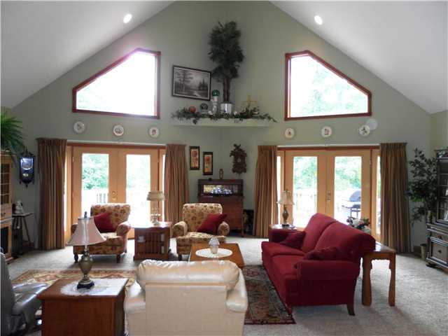 6340 Carmel Ridge Road Nashville, IN 47448 - Photo 3 of 12 Gallery Image 3