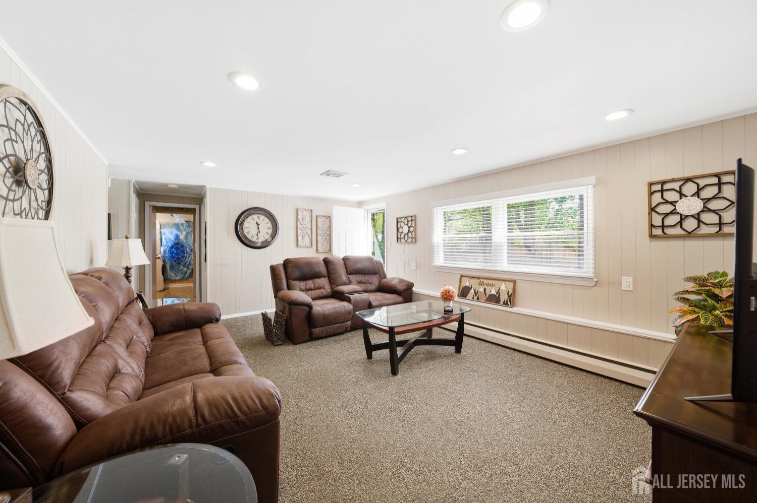 96 Drake Place Colonia, NJ 07067 - Photo 16 of 23