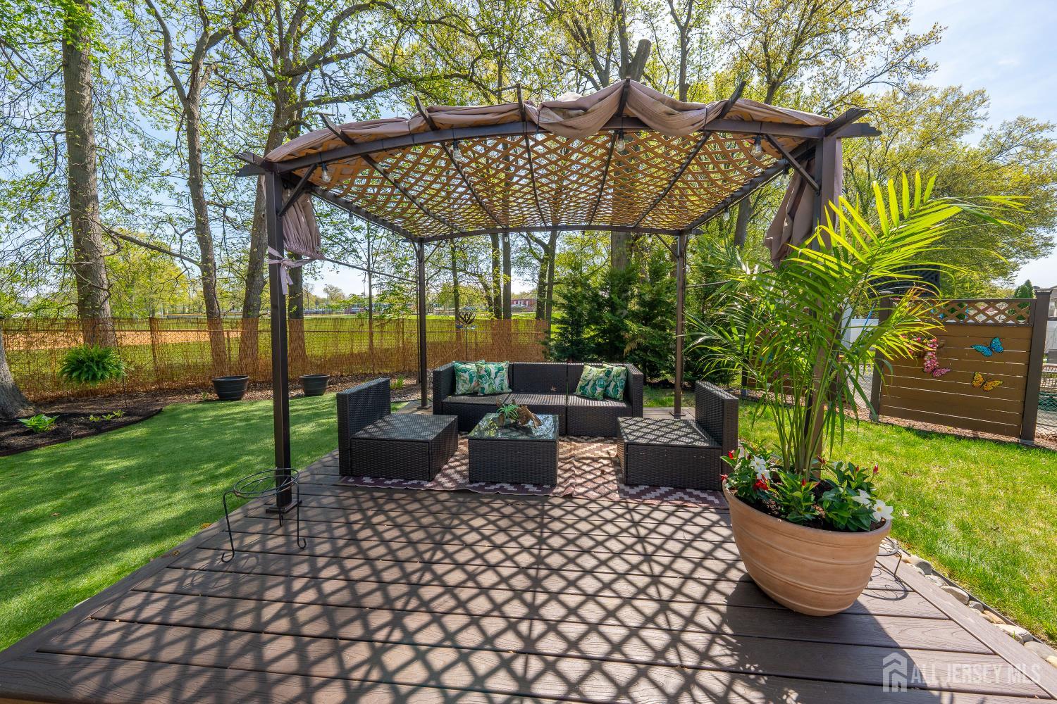 96 Drake Place Colonia, NJ 07067 - Photo 22 of 23