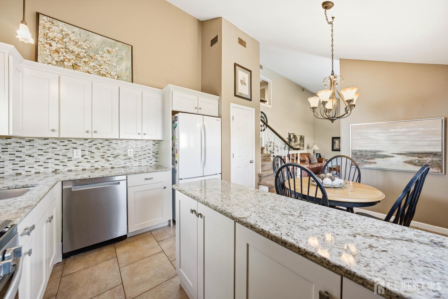 96 Drake Place Colonia, NJ 07067 - Photo 7 of 23