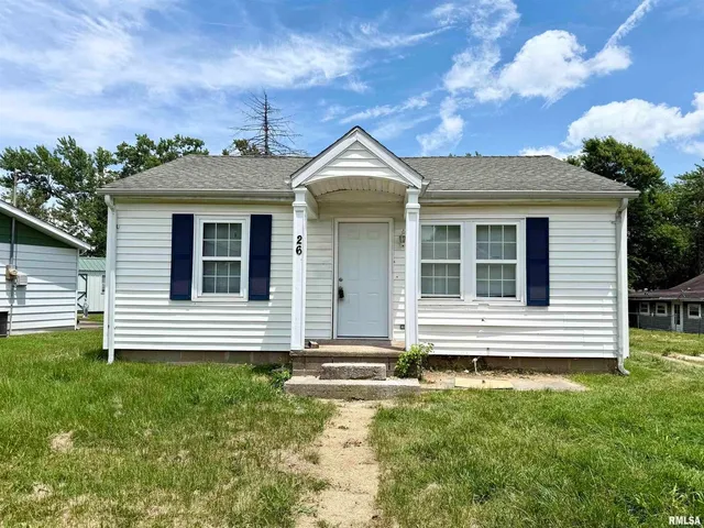 $40,000 | 26 Orchard Drive, Herrin, IL 62948