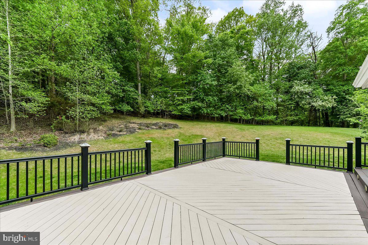 3174 William Road Garnet Valley, PA 19060 - Photo 20 of 37 Sliders to Deck!