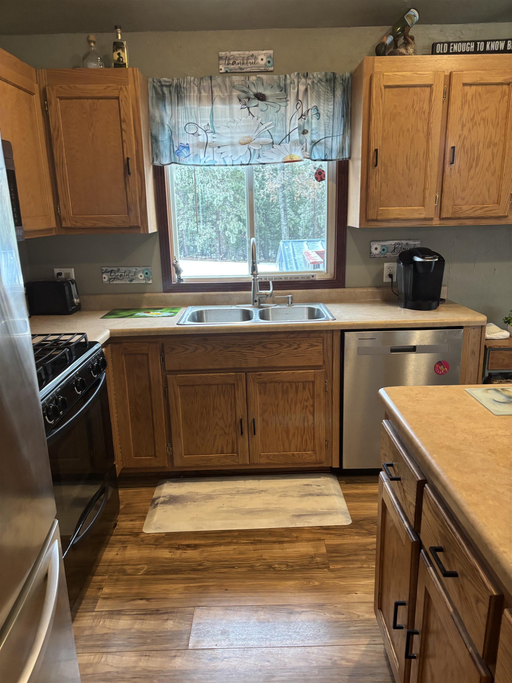 W11443 1st Street Crivitz, WI 54114 - Photo 10 of 38