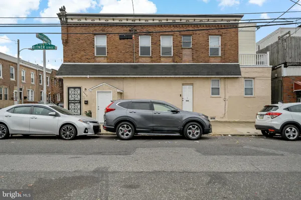$1,250 | 2400 South Hutchinson Street, Unit 2, Philadelphia, PA 19148