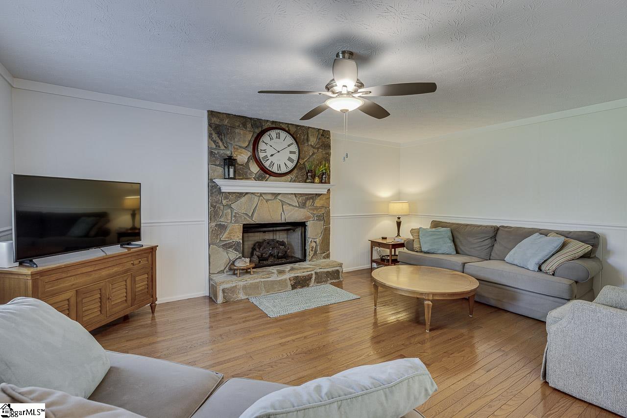 105 Berrywood Court Greer, SC 29650 - Photo 13 of 47