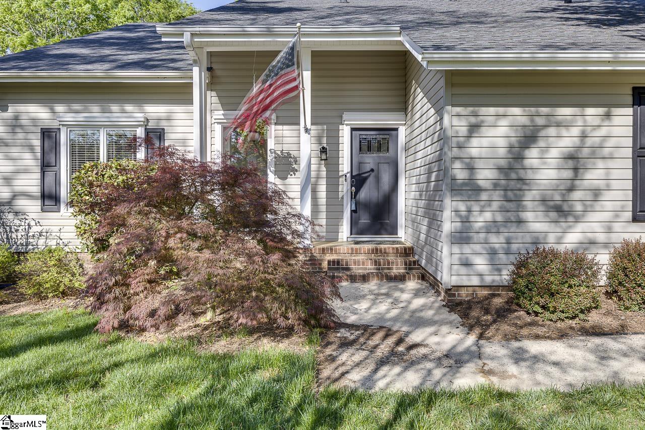 105 Berrywood Court Greer, SC 29650 - Photo 2 of 47