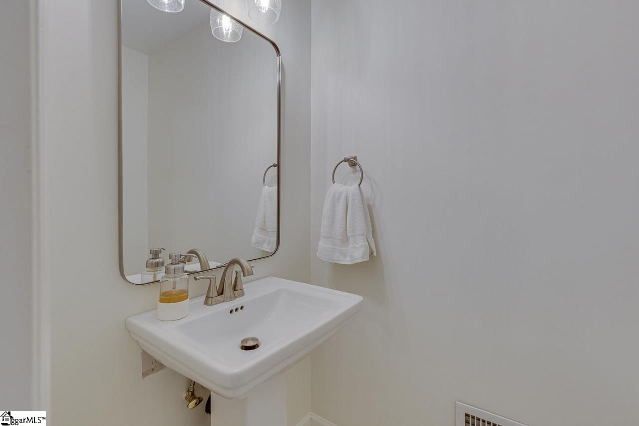 105 Berrywood Court Greer, SC 29650 - Photo 25 of 47