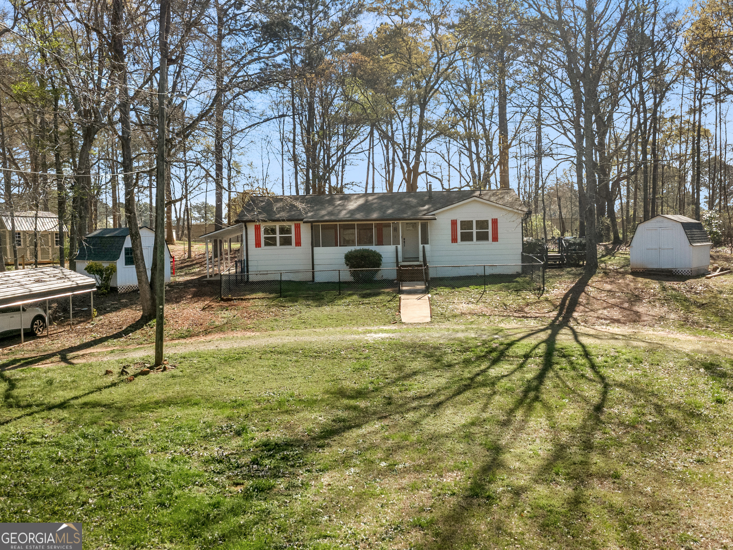 190 Hudgen Road Newnan, GA 30265 - Photo 2 of 30
