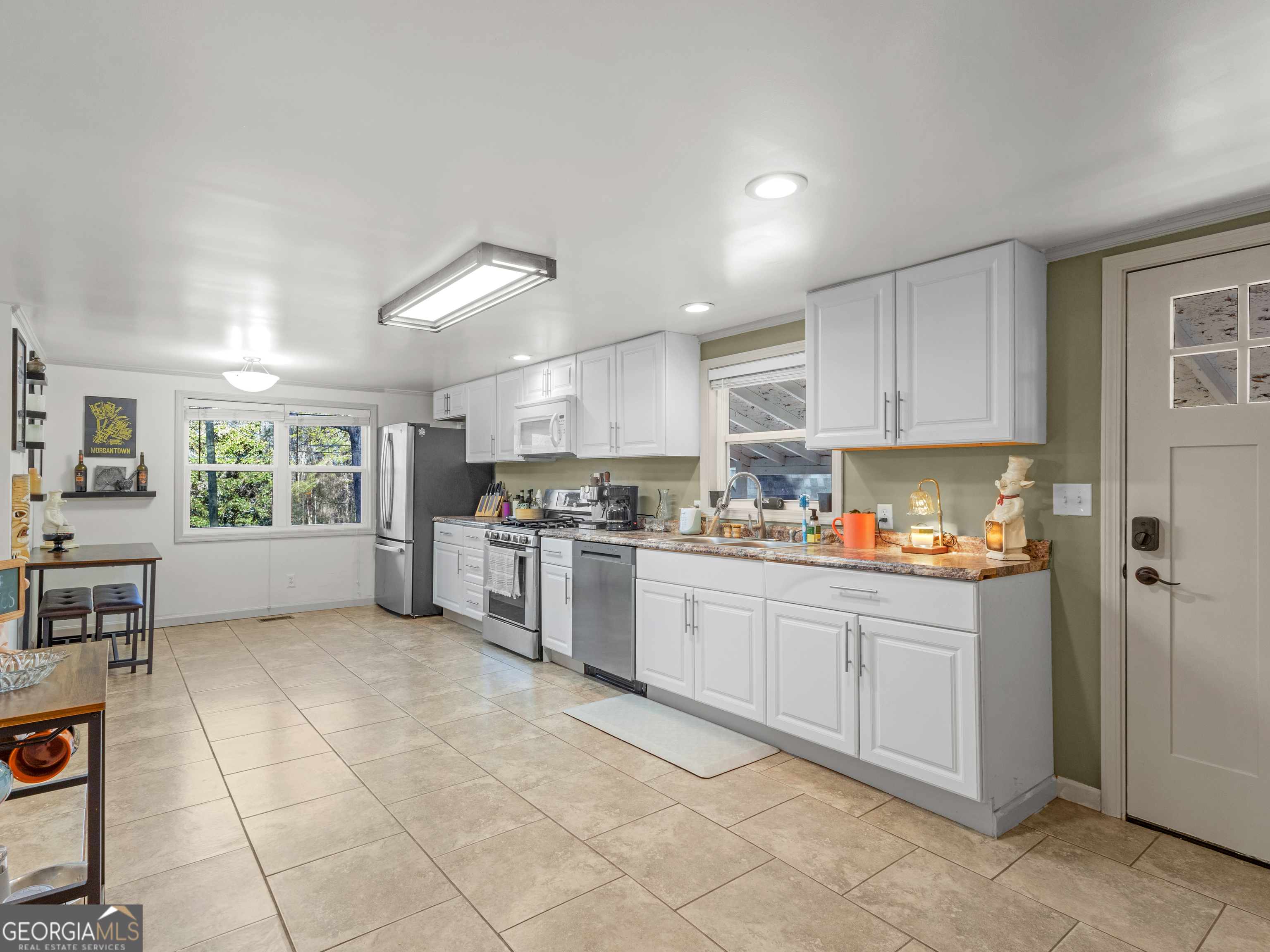 190 Hudgen Road Newnan, GA 30265 - Photo 7 of 30