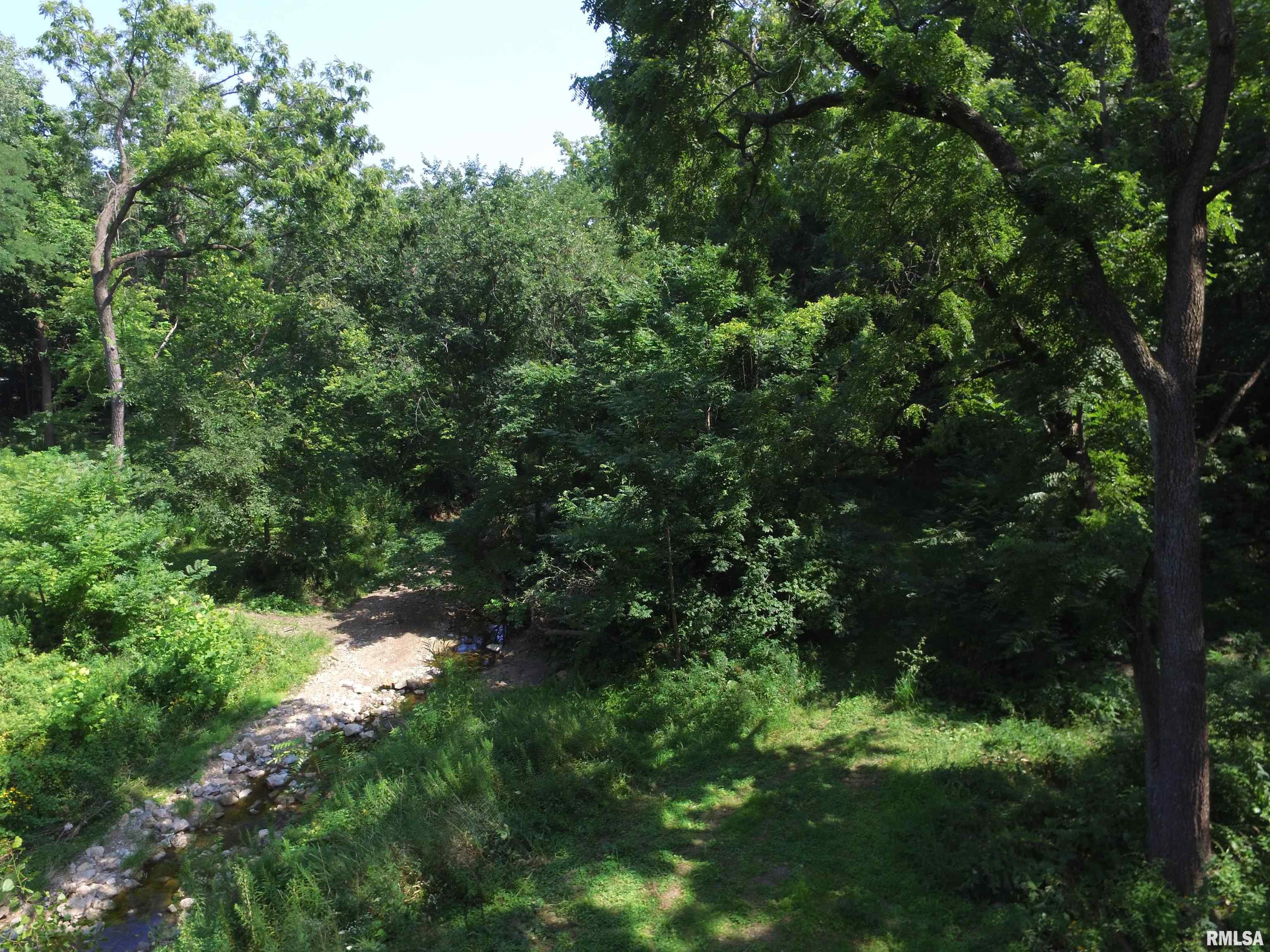 1004 34th Street Moline, IL 61265 - Photo 13 of 21