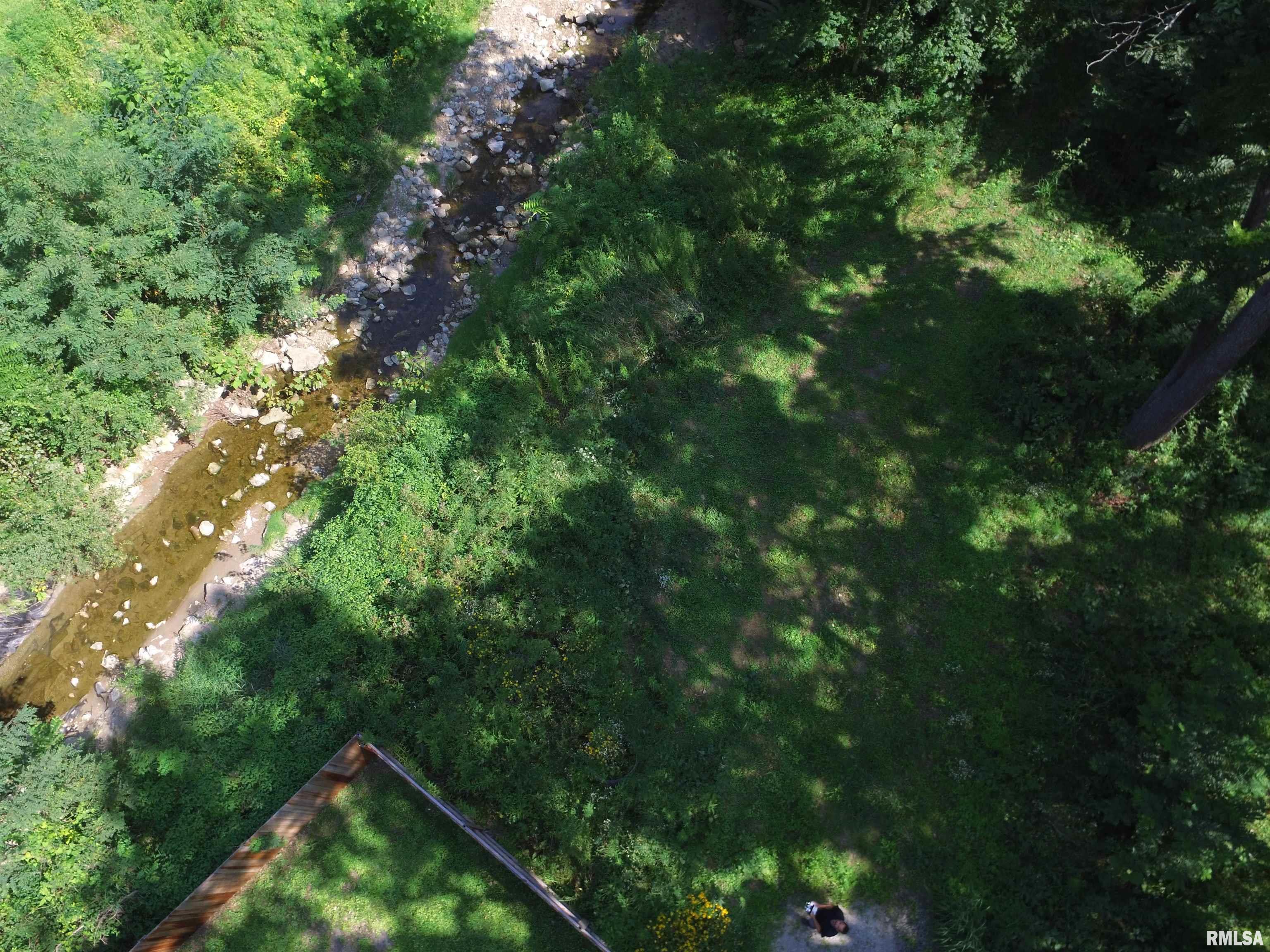 1004 34th Street Moline, IL 61265 - Photo 4 of 21