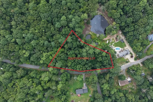 $185,000 | 70 Hill Street, Millville, MA 01529