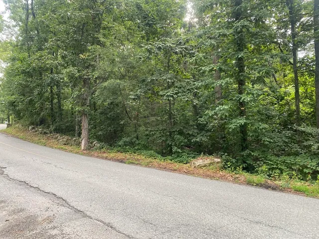 $185,000 | 70 Hill Street, Millville, MA 01529