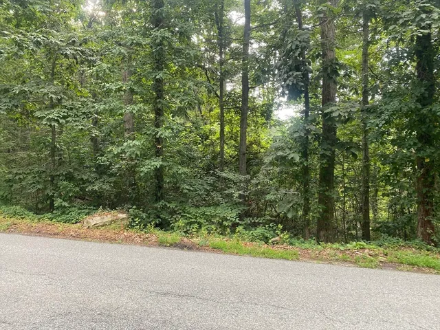 $185,000 | 70 Hill Street, Millville, MA 01529