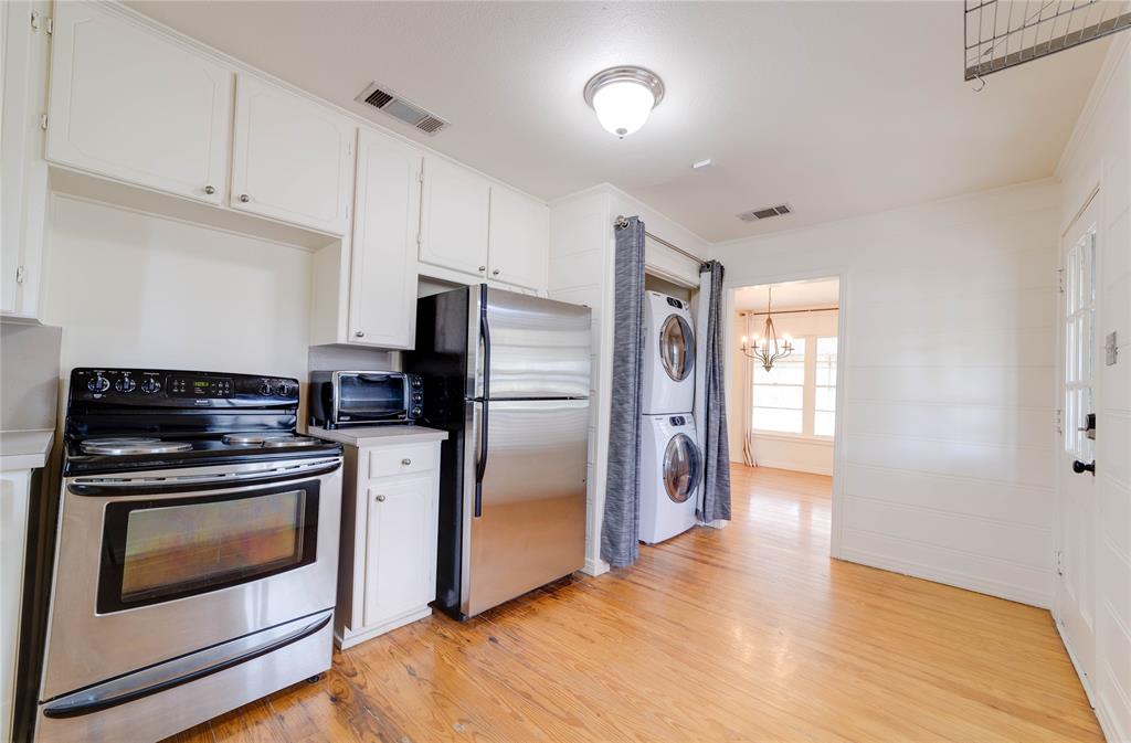 3559 Norfolk Road Fort Worth, TX 76109 - Photo 8 of 23 Alternate view of kitchen appliances