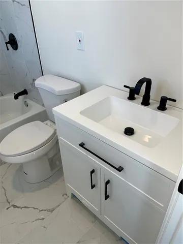 $699,900 | 136 Houston Street, Providence, RI 02905