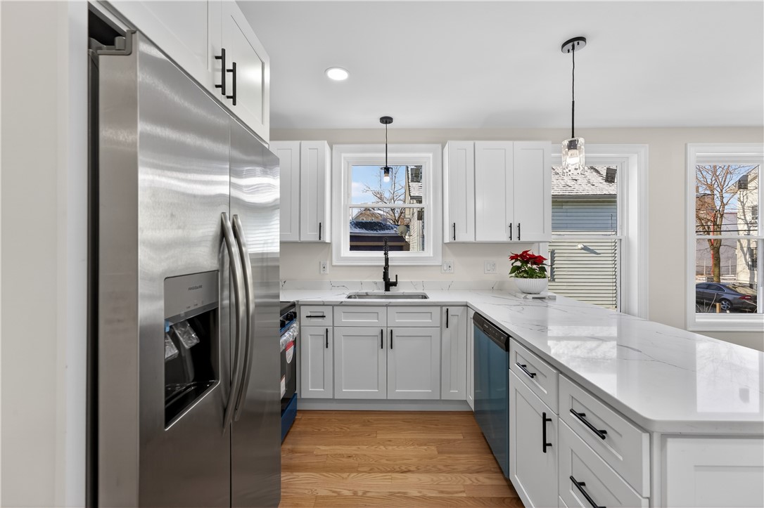 136 Houston Street Providence, RI 02905 - Photo 5 of 36