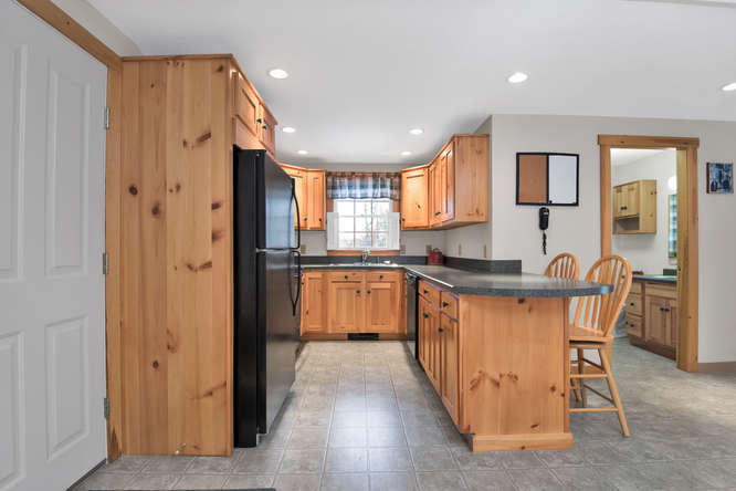 232 Old Post Road Arundel, ME 04046 - Photo 9 of 29 232 Old Post Rd Arundel ME-small-013-16-