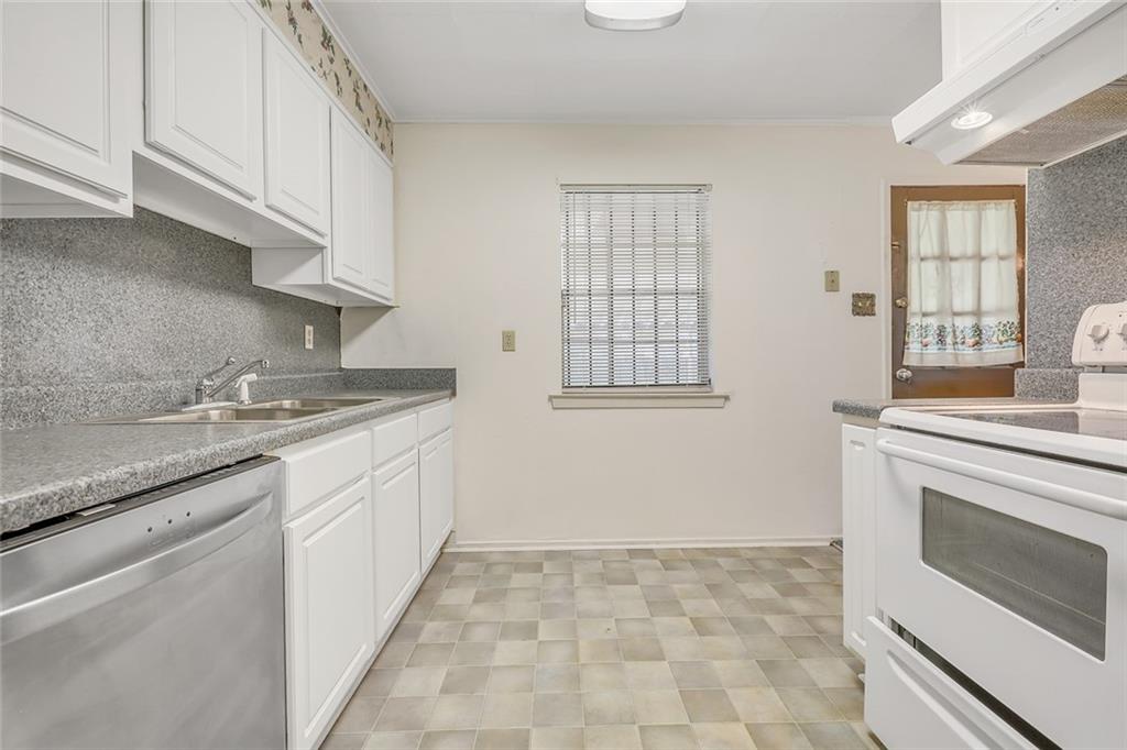 2516 Haring Road Metairie, LA 70001 - Photo 8 of 15 Gallery Image 8