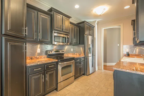$2,500 | 8385 Glenshire Lane, Chattanooga, TN 37421