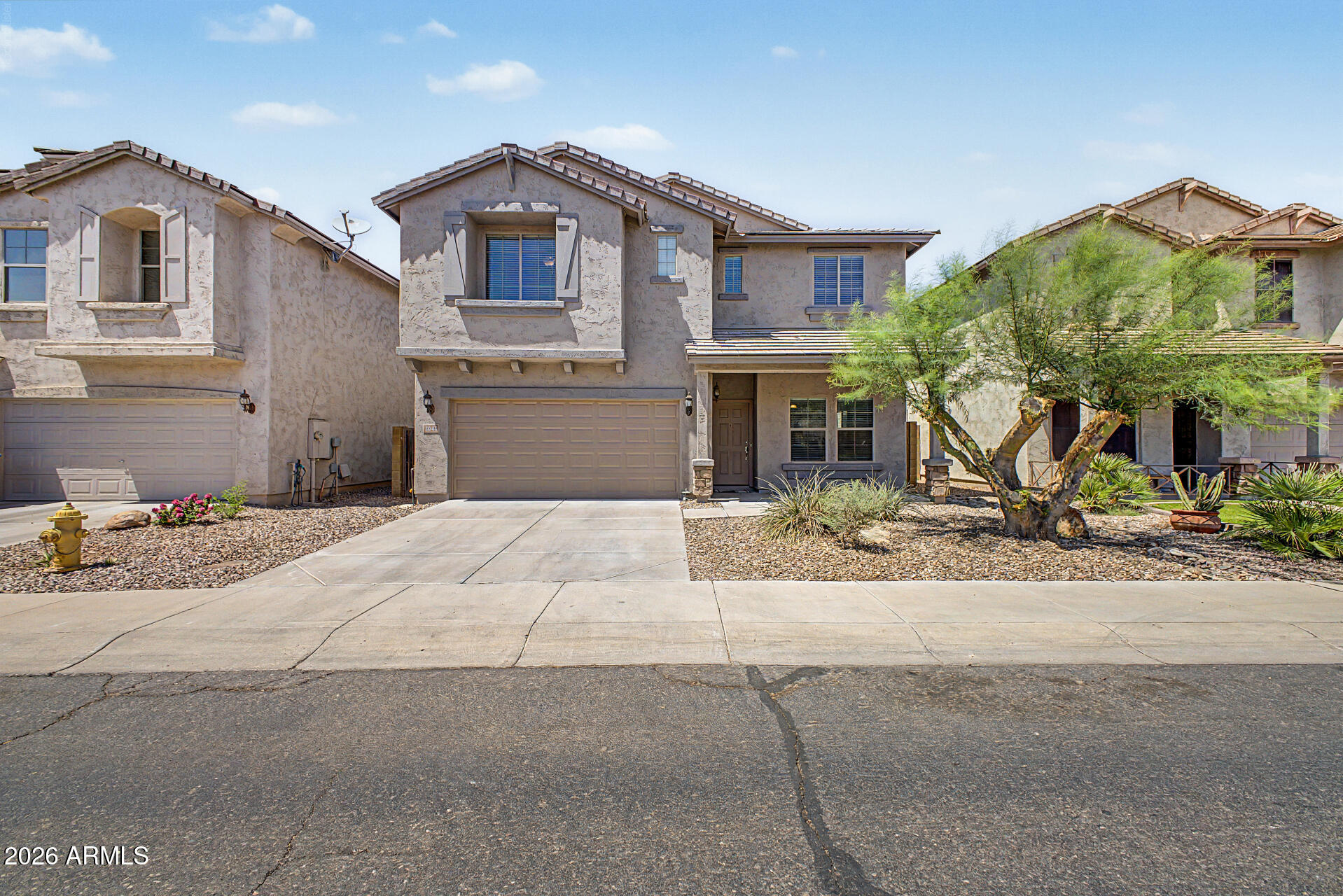 2042 West Davis Road Phoenix, AZ 85023 - Photo 1 of 59 1 - Davis