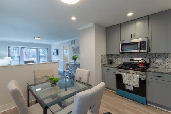 $224,900 | 16412 South Wood Street, Markham, IL 60428