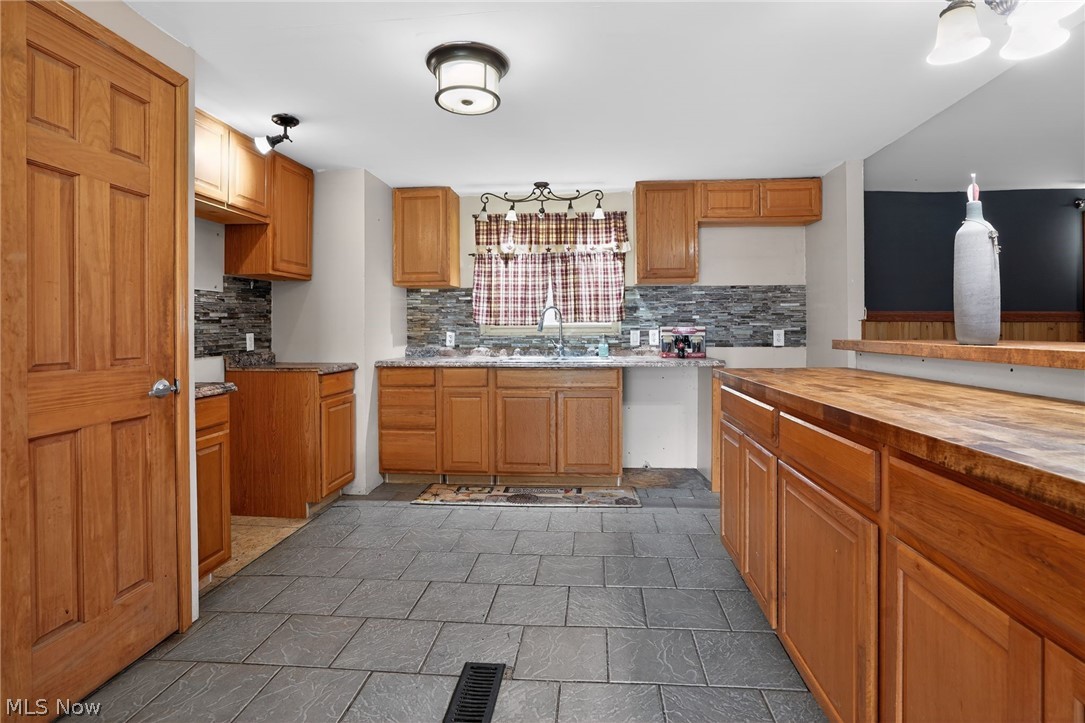 86759 Water Works Road Hopedale, OH 43976 - Photo 10 of 24
